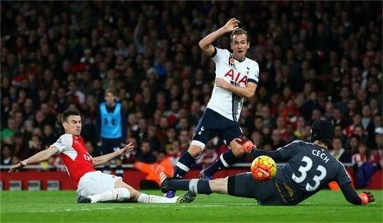 法進一步邁 法進一步邁